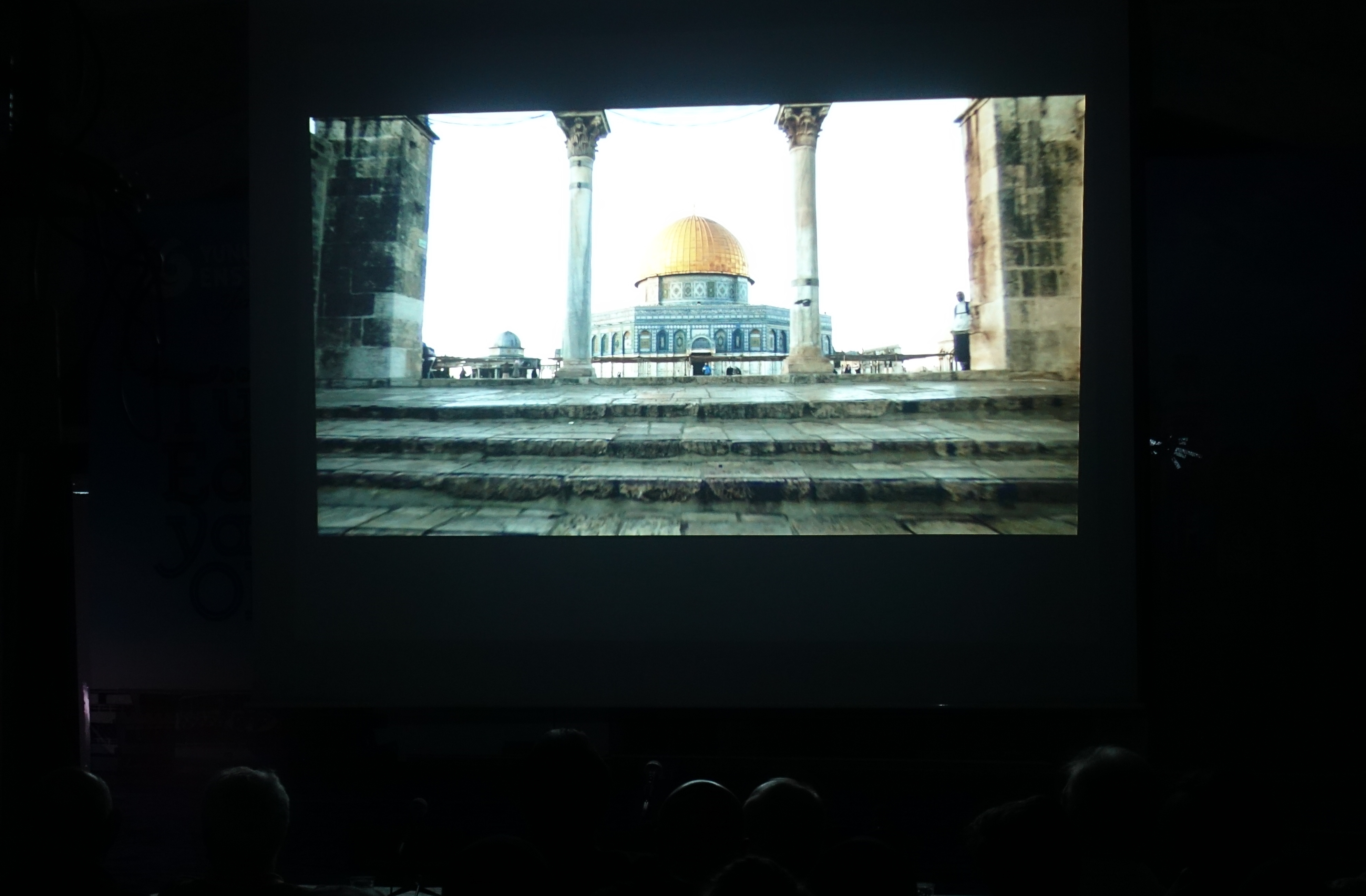 From Holocaust Victimization to Construction of Sovereignty Image A Critical