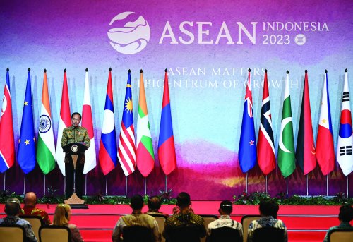 The Global Maritime Fulcrum and Its Repercussions on Indonesian Free