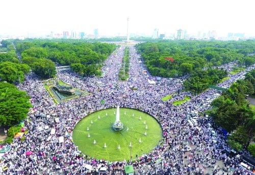 Contemporary Islamic Thought in Indonesia 2010-2023 Contested Public Sphere