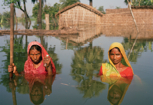 Footloose Workers in Times of Calamities A Case Study of